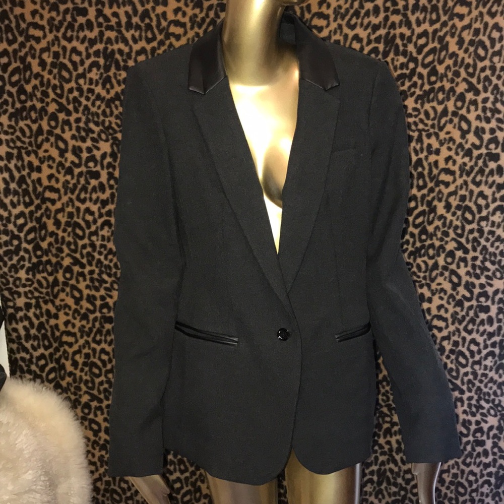 NWOT Banana Republic Blazer - faux leather detail